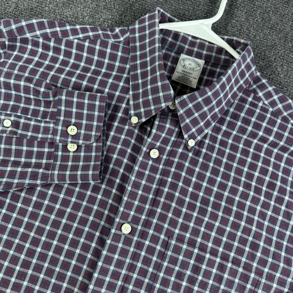Brooks Brothers Button Down Mens XL Extra Large Blue Burgundy Plaid Regent Shirt - Picture 1 of 15